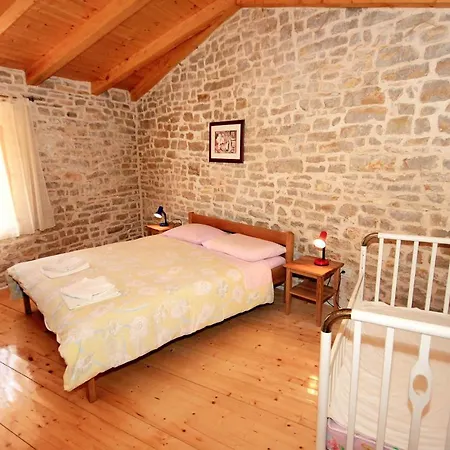 Family Friendly House With A Swimming Pool Orihi, Istria - Sredisnja Istra - 3334 Holiday home *