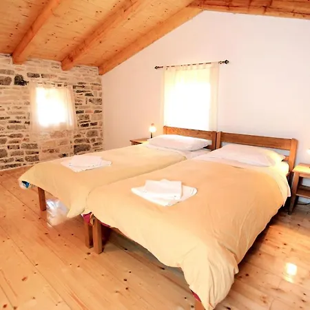Holiday home Family Friendly House With A Swimming Pool Orihi, Istria - Sredisnja Istra - 3334 *