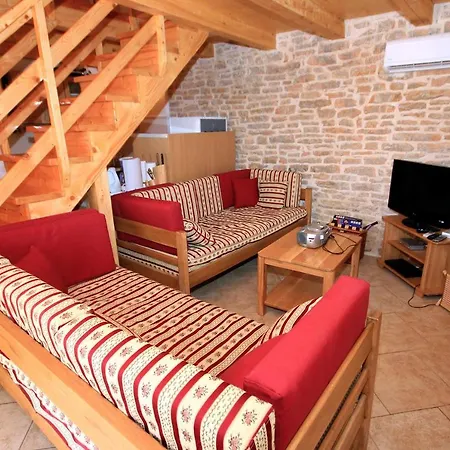 Family Friendly House With A Swimming Pool Orihi, Istria - Sredisnja Istra - 3334 Holiday home