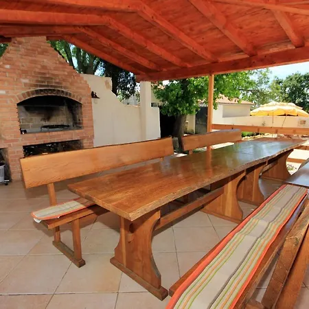 Holiday home Family Friendly House With A Swimming Pool Orihi, Istria - Sredisnja Istra - 3334 *